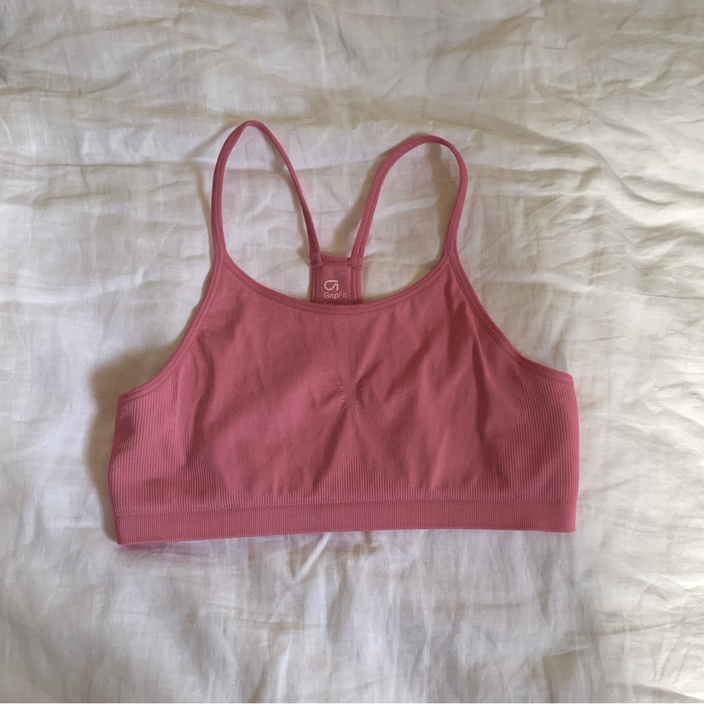 Girls Gap Dry Fit Sports Bra size XXL (14/16)